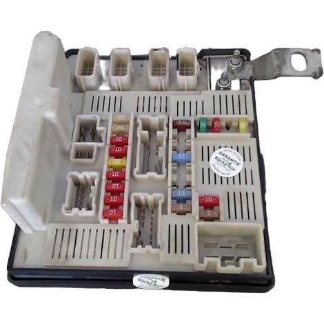 [PRODUIT D'OCCASION] Boite A Fusibles RENAULT Megane ♻️ Ref Oe. 8200455424 - Garantie à vie (1/4)