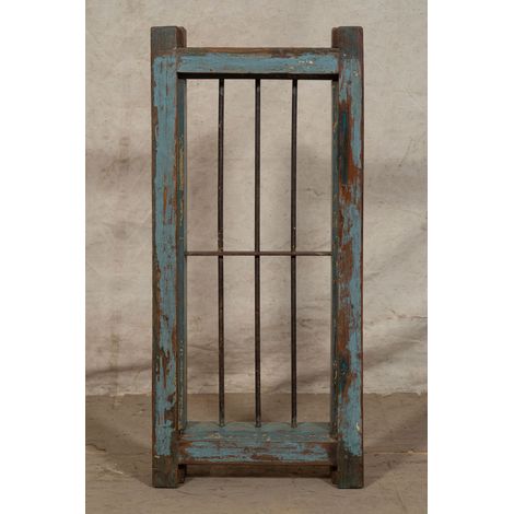 Fenêtre rustique en bois Vieille porte en bois massif et fer avec cadre intérieur et extérieur Style antique vintage