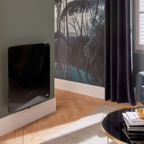 Atlantic – Radiateur à inertie fonte 1000W horizontal noir brillant – Connectivité Cozytouch – Dimensions 710x585x115mm – 507659 (1/6)