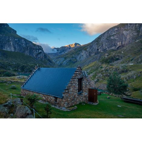 Tableau sur toile maison lac des Gloriettes 45x65 cm - Impression sur Toile Murale Décorative - Image imprimée en HD sur Toile - Toile sur Châssis en Bois FSC - Fabriqué en France (1/4)