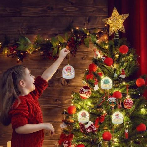 Kit de boule d'eau DIY - - Boule de Noël - Guirlandes - Flocons de neige - Père Noël (1/4)