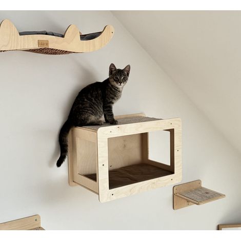 Letto da parete per gatti "TV"