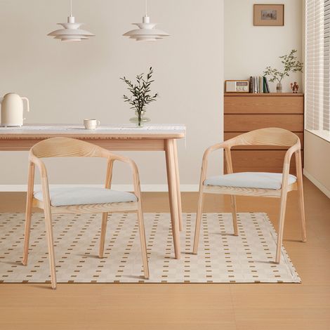 Lot de 2 fauteuils repas en tissu texturé beige et bois naturel