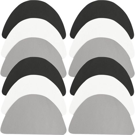 Pieces of Realistic PVC Garlic Cloves for Kitchen Decoration (1/5)