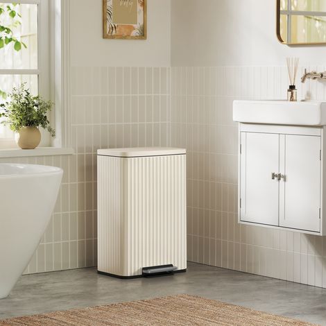 Poubelle de Cuisine à Pédale, en Acier, avec Couvercle, Seau Intérieur Amovible, Fermeture Douce, 50 L, Crème (1/5)