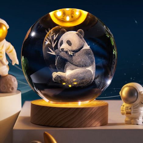 Boule de Cristal 3D Gravure Laser Interne, Veilleuse Astrale Planétaire & Animaux, Décoration de Table LED pour Cadeau d'Anniversaire,Décoration maison,Veilleuse astrale,8cm (Panda)