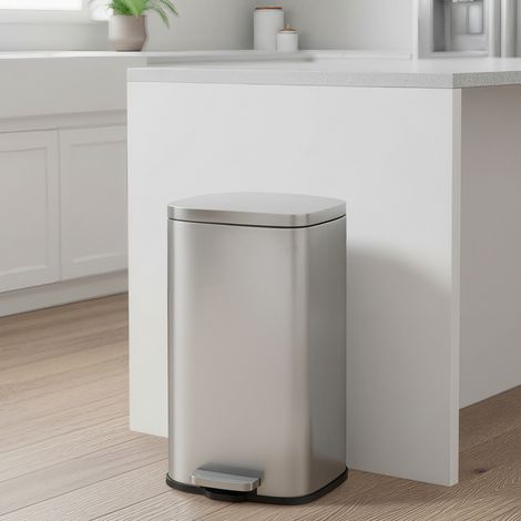 Poubelle de cuisine, 30 litres, poubelle, poubelle à pédale avec couvercle à fermeture douce et seau intérieur, acier, argent (1/5)
