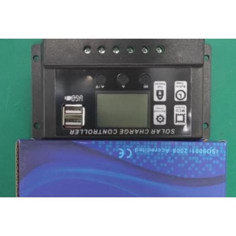 Contrôleur de Charge de Panneau Solaire 12V/24V 30A Affichage LCD, Deux Ports USB 1347035cm Noir