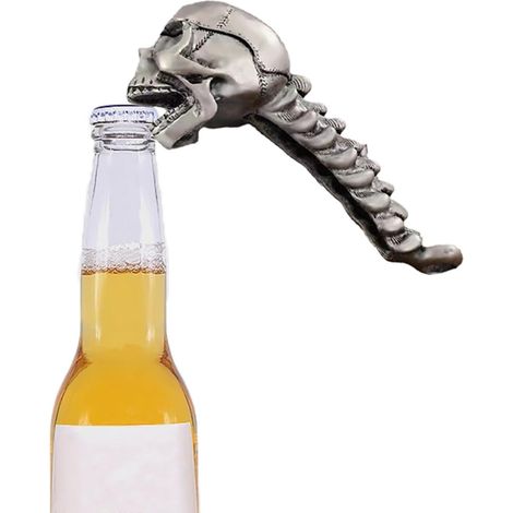 Totenkopf-Flaschenöffner aus robustem Edelstahl mit ergonomischem Griff, unverzichtbares Zubehör für Partys und Barkeeper.