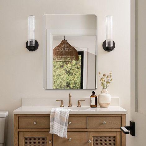 Miroir de salle de bain 60×80 cm – Sans cadre avec coins arrondis – Verre argenté HD 5 mm – Protection anti‑oxydation – Sécurisé avec film anti‑éclats (1/5)