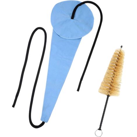 Altstimmen, Tenöre, Saxophone, Blasinstrumente und blaues Tuch (1/2)