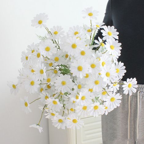 Daisy - Artificial Flower Bouquet - Realistic White Daisy with Yellow Center - Indoor Outdoor Decoration - 10 Pieces (1/5)