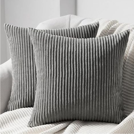 Lot de 2 Housses de Coussin Velours Gris Foncé Côtelé, 45x45cm, Super Doux et Élégantes pour Canapé, Lit ou Fauteuil (1/5)
