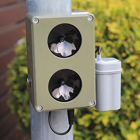 Répulsif électronique CHZ200 sur pied - Ultrasons anti-rongeurs et renards 2000m² (1/5)
