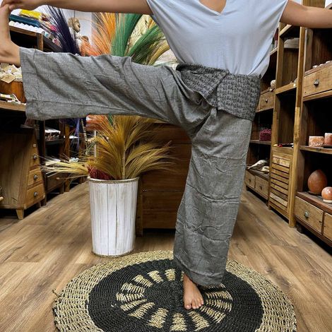 Pantalons de yoga et de festival - Mantra de mandala de pêcheur thaïlandais sur gris- Vendu par 1 (1/4)