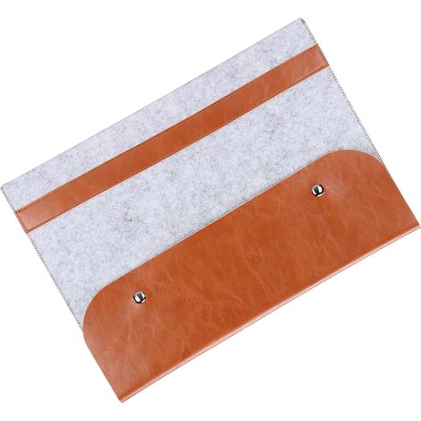 Étui de protection double couche pour MacBook Pro, housse avec rabat et intérieur doux, couleur marron.