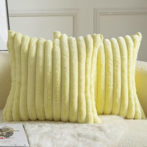 Lot de 2 Housses de Coussin Douces 35x35, Housse Decorative a Rayures Moelleuses pour Canape et Chambre, Jaune (Sans Rembourrage) (1/5)