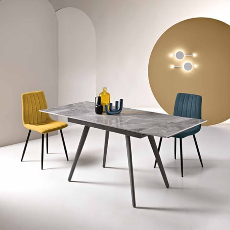 Tavolo con piano effetto Marmo Grigio base metallo allungabile fino a 180 cm ORESTE (1/5)