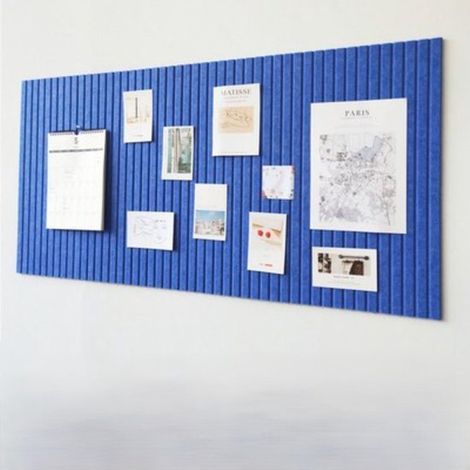 Grande bacheca decorativa in feltro, spessore 0,9 cm, pieghevole, con nastro adesivo per foto, ideale per scuole, casa, cucina e uffici, 60 x 40 cm, blu scuro. (1/5)