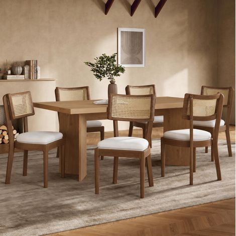 Juego de 2 sillas de comedor de madera maciza en tono nogal con respaldo de ratán y asiento beige (1/5)