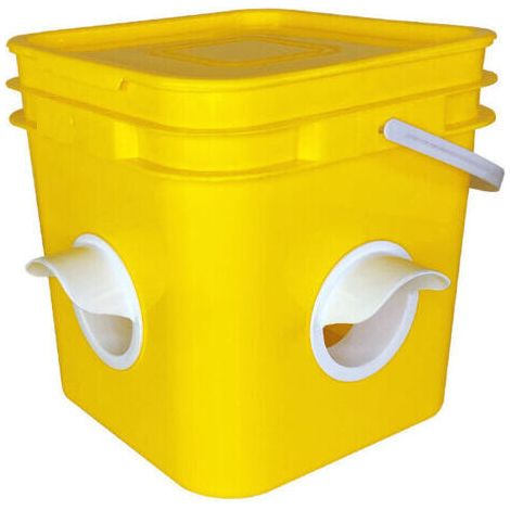 Kit d'alimentation à 4 ports pour poulailler Mangeoire Abreuvoir avec lot de 4 mangeoires étanches à la pluie pour volaille - Outils spéciaux pour l'élevage de poulets et canards (1/4)
