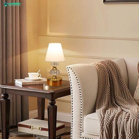 Lampe de chevet, lampe de chevet tactile dimmable 3W, 3000k - 6000k, batterie 2000mah, base avec tapis antidérapant, abat - jour en tissu, or [Classe énergétique a] (1/4)