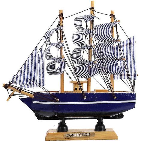 1 voilier en bois (1/3)