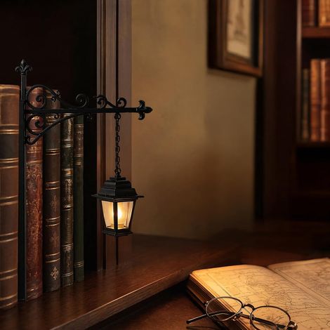Set di 3 lanterne decorative da biblioteca  Mini lanterne da biblioteca  Lampade da tavolo in ferro  Lampade da comodino vintage a LED per amanti dei libri (1/5)