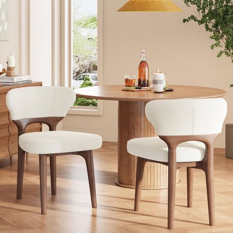 Deux chaises de salle à manger en bois massif, confortables et respirantes, idéales pour les salles à manger, les salons et les cafés. Style moderne, revêtement en chenille beige clair. (1/5)