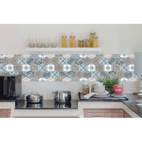 Paraschizzi Cucina Da Parete Pannello Adesivo Prodotto Italiano Con Inchiostro Atossico, Ignifugo e Resistente all'Acqua Paraschizzo ParaSpruzzo Per Arredamento ParaschizziBarcellona - 50x60cm