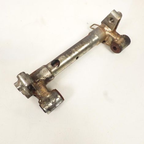 [PRODUIT D'OCCASION] Support moteur origine pour scooter Suzuki 400 Burgman 2003-2006