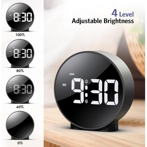 Réveil numérique pour adolescents, réveil de chevet avec grand écran LED incurvé, alimentation par piles/USB, fonction snooze, 4 niveaux de luminosité, 2 alarmes, format 12/24 h pour les gros dormeurs (1/4)
