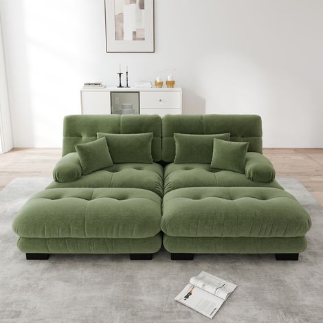 Canapé d'angle moelleux pour séjour, banquette 2 places en velours vert sapin avec 2 oreillers de soutien lombaire et 2 coussins déco, assise matelassée à accoudoirs larges, livré avec 2 tabourets. (1/5)