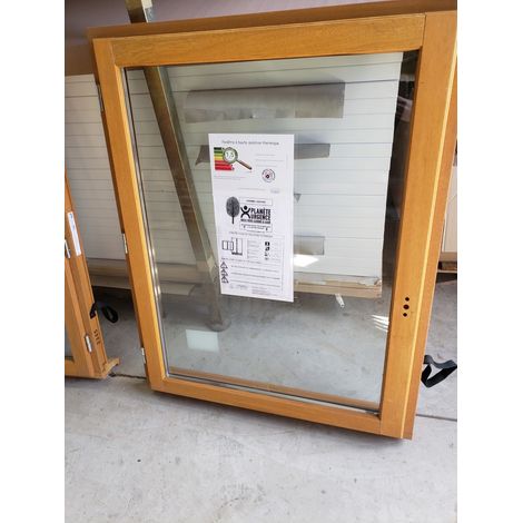 [jamais Utilise] Fenêtre Bois H105 X L80 Cm Côtes Tableau Tirant Gauche Second Choix (n°gd) Gd Menuiseries (1/5)