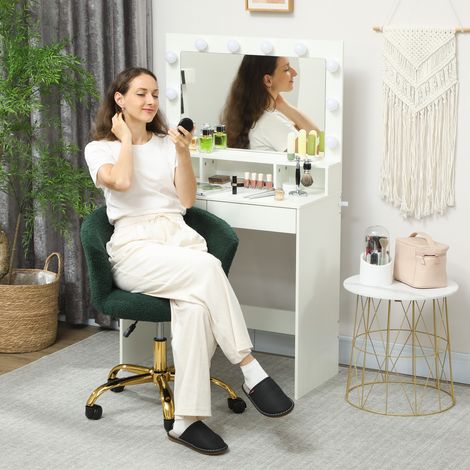 Chaise de bureau. fauteuil de bureau ergonomique réglable en hauteur. siège pivotante. piètement en acier. vert