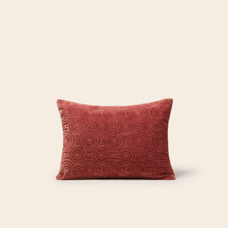 Housse de coussin en Velours brodé de fil coton SOLAYA (1/4)