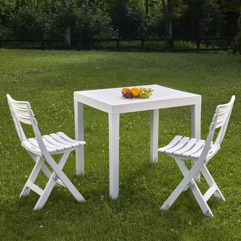 Dmora - Salón de Jardín Dlibutt, Conjunto de jardín con 1 rectangular y 2 sillas plegables Pic Nic conjunto interior y exterior, 100% Made in Italy, Blanco (1/5)