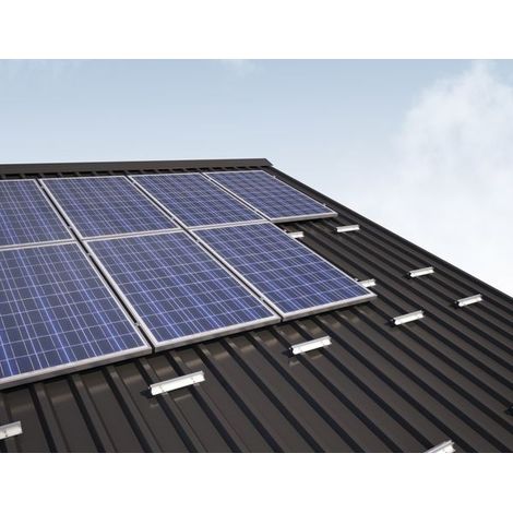 Struttura di montaggio per lamiera grecata per 24 pannelli fotovoltaici verticali (quattro file)