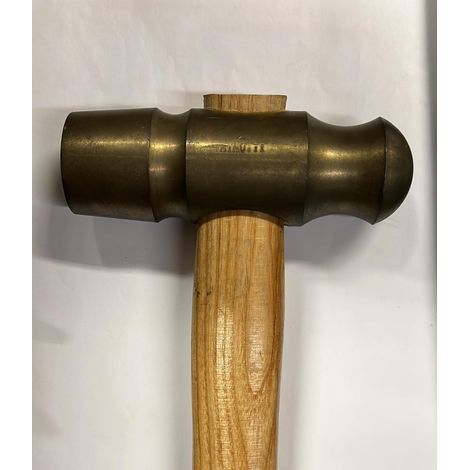 MARTELLO - IN OTTONE MANICO LEGNO 1500g