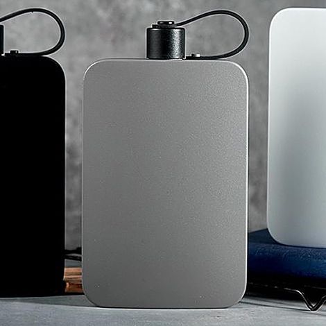 Gourde plate, 20,7 x 12 x 2,9 cm, 500 ml, en acier inoxydable, avec couvercle, idéale pour les activités de plein air, le camping, le sport, les trajets quotidiens, la salle de sport, la randonnée et 