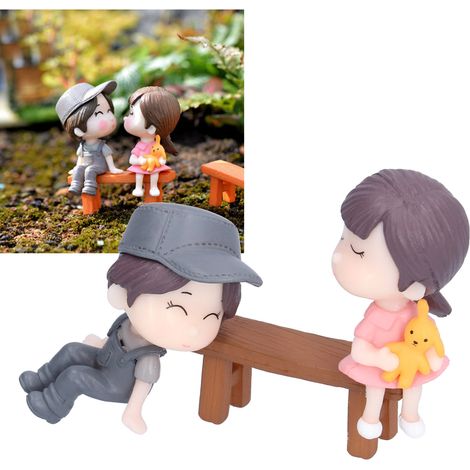 Figuritas de resina en miniatura para parejas: adornos decorativos para el jardín, ideales para el hogar o como regalos románticos. (1/5)