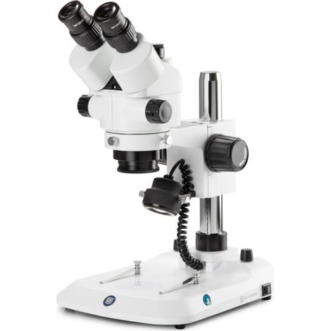 Stéréomicroscope trinoculaire StereoBlue - 0,7x à 4,5x - Statif à colonne