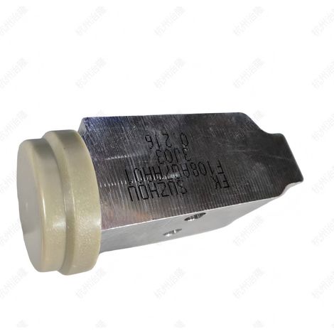 976260L100 97626-0L100 air conditioning expansion valve is suitable for older models of Tucson, Carens, and Cerato. (1/5)
