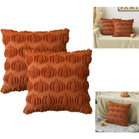 Soft faux fur cushion cover with caramel pumpkin pattern, 45x45 cm, for autumn decor (sofa or bedroom).