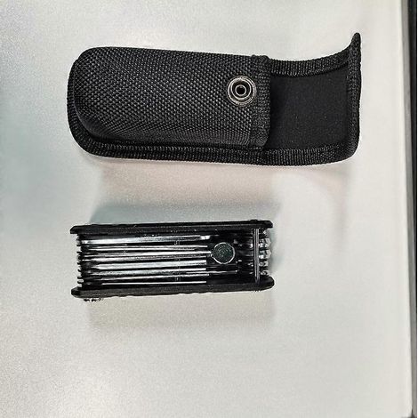 12-in-1-Gitarrenwerkzeugset, multifunktionales, tragbares Gitarrenwartungswerkzeug aus Aluminiumlegierung, Gitarrengriffbrett