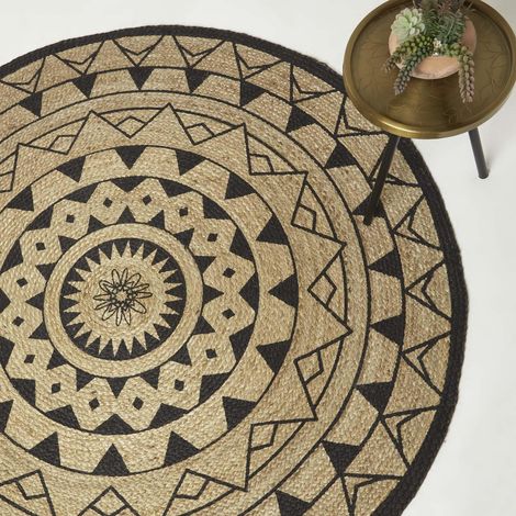 HOMESCAPES Natural & Black Mandala Braided Jute Rug, 120 cm Round