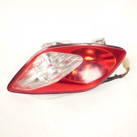 [PRODUIT D'OCCASION] Feu arrière Triom pour scooter Yamaha 125 X-City 338773 Occasion (1/2)