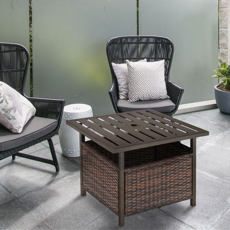 Tavolino da pranzo da esterno Outsunny in rattan con foro per ombrellone in acciaio e piano quadrato per giardino, terrazza e patio, 55,5x55,5x46 cm, marrone. (1/5)
