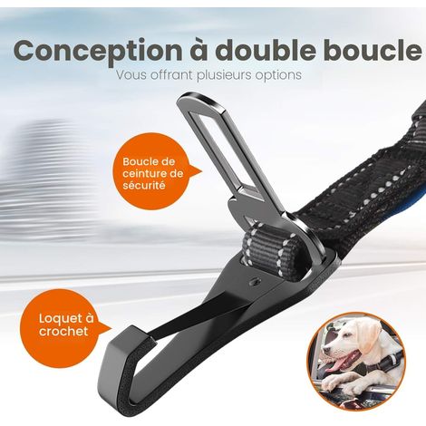 Ceinture de sécurité pour chien réglable et élastique avec double attache, adaptateur universel pour voiture et boucle de sécurité, système de fixation robuste pour transport en toute sécurité
