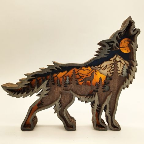 Loup en bois gravé au laser en 3D avec guirlande lumineuse, un objet artisanal en bois idéal pour la décoration de la maison et du bureau. (1/5)
